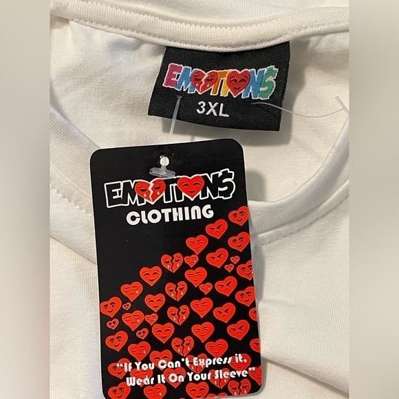 Emotions Emoji Two Short Sleeve Tshirts Size 3XL Unisex NWT - Picture 6 of 9